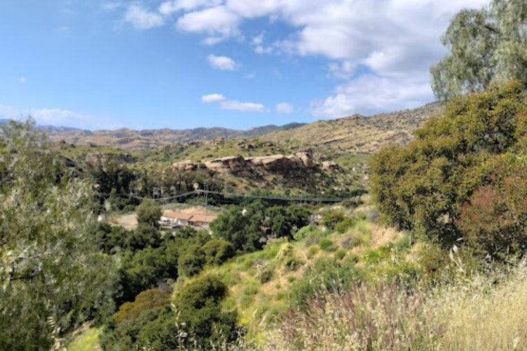 Stranded Hiker Rescued in Coordinated Los Angeles Fire Department Operation Near Chatsworth Park South