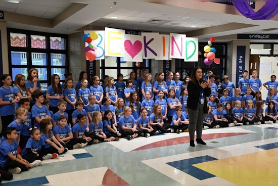 Summit Hill Elementary Students Honor Milton Civic Leaders with "Kindness Tunnel" Celebration