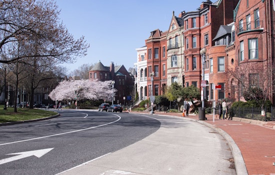 Sunny Skies and Brisk Winds Today in D.C., Rainy Weekend on the Horizon