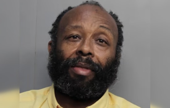 Survivor Confronts Suspect in 1990 Miami Beach Murder Case as Trial Unfolds