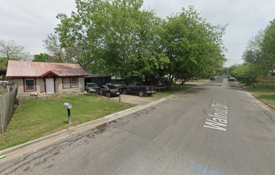 Suspect Wounded, No Officers Injured in East Harris County During Drug-Warrant Shootout