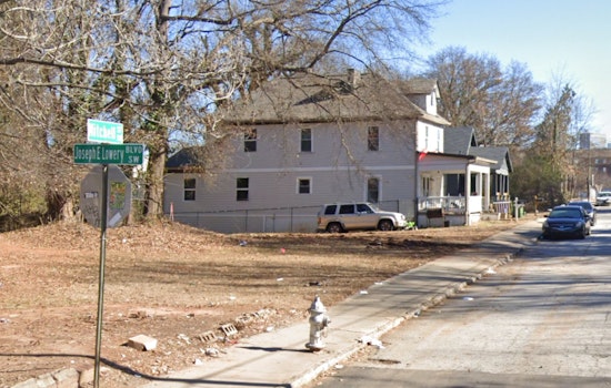 SWAT Standoff and Fatal Shooting Unsettle Southwest Atlanta, Suspect Remains At Large