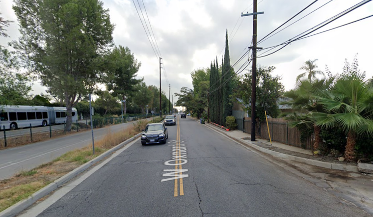Tarzana Roads Transformed into Waterways as LAFD Rescues Stranded Motorists Amid Floods