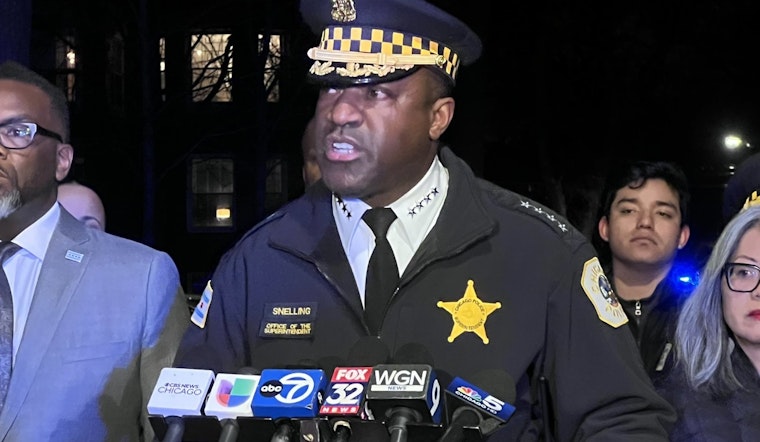 Teen Killed, Two Others Wounded in Chicago Neighborhood Shooting; Mayor Pledges Action as City Mourns