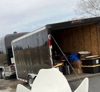 Tempe’s Roger Clyne & The Peacemakers Urge Fans to Help Locate Stolen Trailers With Band Equipment