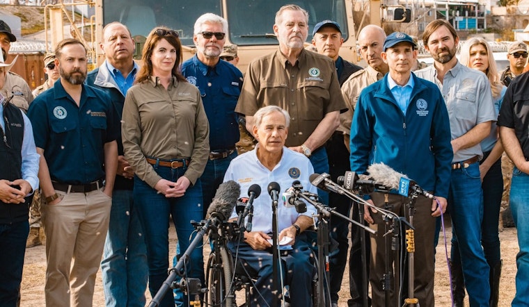 Texas Governor Abbott Rallies with Lawmakers in Eagle Pass to Strengthen Border Security Amid Critique of Federal Policies