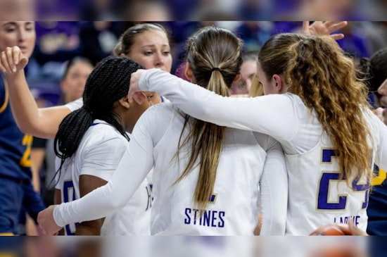 Washington Women's Basketball Team's Comeback Falls Short Against California, Suffering Fourth Straight Loss