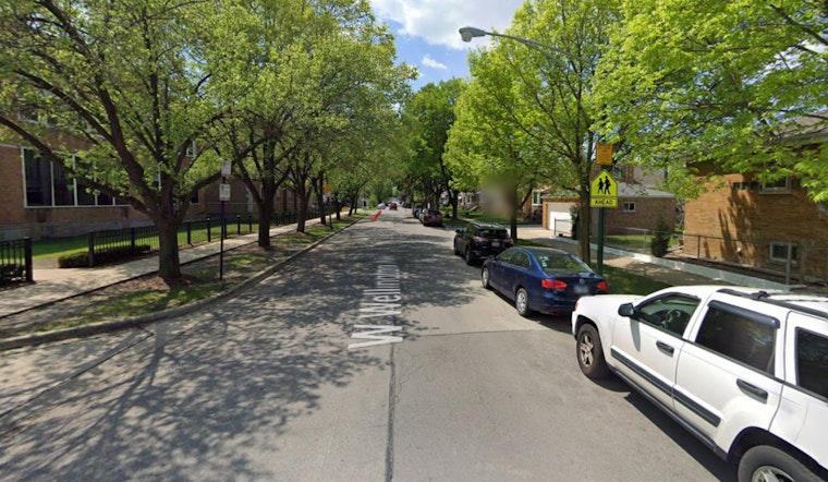 Woman Carjacked by Armed Quartet on Chicago's Northwest Side, Suspects at Large