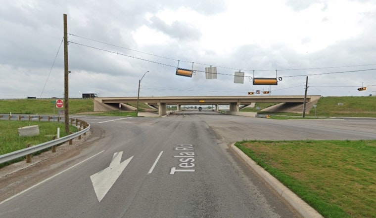 3 Killed in State Highway 130 Crash as Vehicle Plummets onto Tesla Road in Travis County