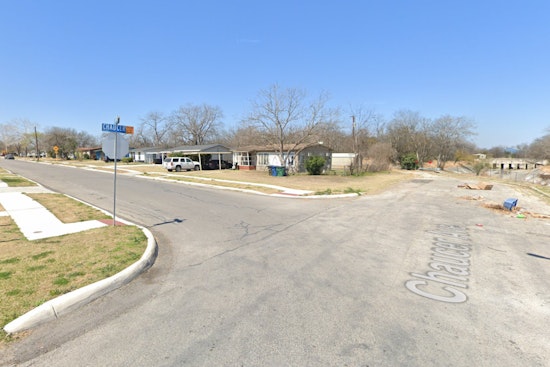 Man in Critical Condition Following Late-Night Shooting in San Antonio as Police Seek Gunman