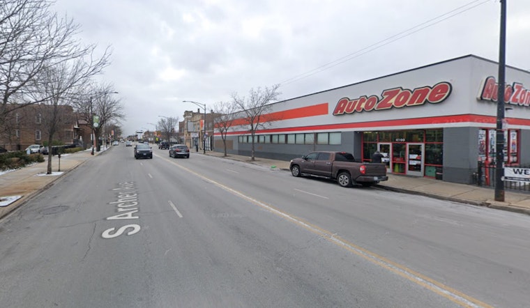 Armed Robbery Alert: Chicago Police Warn Businesses in Lawn and Deering After Spree