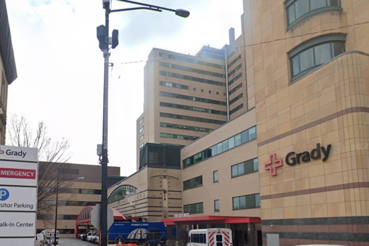 Atlanta Police Investigate Daylight Shooting as 27-Year-Old Victim Arrives at Hospital Wounded