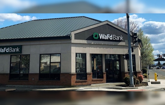 Auburn Police Launch Manhunt for Suspect in Daylight Bank Robbery at WaFd