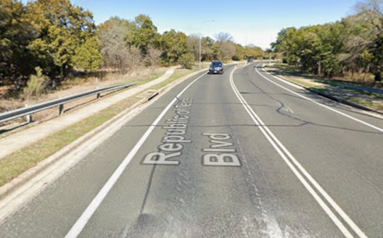 Austin Police Give All-Clear After Bomb Scare in Southwest Austin, Man Detained for Questioning