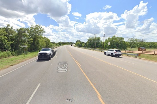 Austin Police Investigate Fatal Single-Vehicle Crash on US 290
