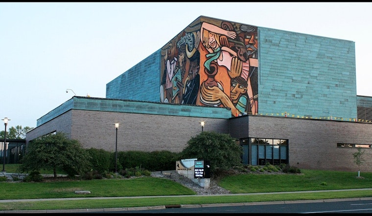 Bloomington Center for the Arts Seeks Volunteers, Offers Free Admission as Perk for Ushers