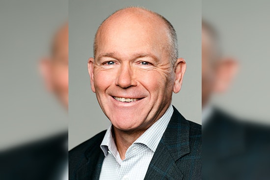 Boeing CEO Dave Calhoun to Depart Amid Executive Shakeup, Stephanie Pope Poised as Successor