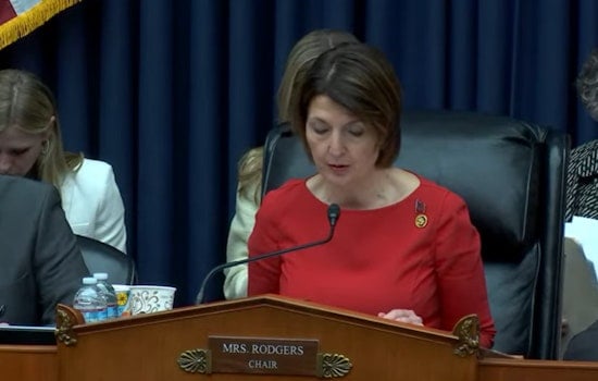 ByteDance on the Brink, D.C. Bigwigs Unanimously Back Bills to Boot TikTok and Tighten Data Brokering Rules