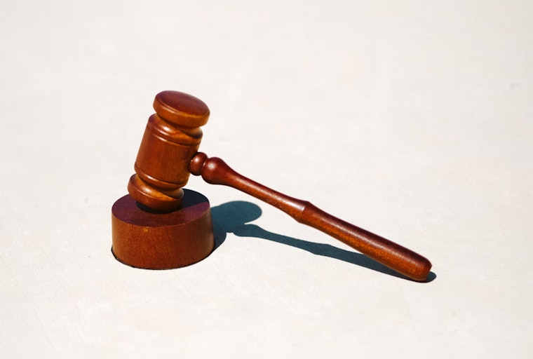 Central Oregon Public Defender Accused of Neglect in Mismanagement of Nearly 100 Cases