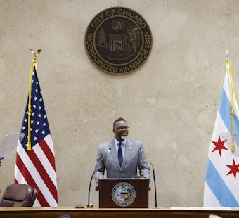 Chicago Advances Ordinance for Greater Transparency on Migrant Shelter Evictions Amidst Controversy