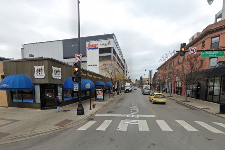 Chicago Businesses on Edge Following String of Hammer-Wielding Burglaries in Multiple Districts