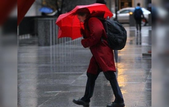 Chicago Faces Turbulent Weather with High Winds, Storms, and Flood Risk per National Weather Service