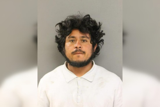 Chicago Man Charged With Felony Robbery in Alleged Incident on W. Cermak