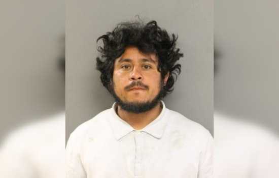 Chicago Man Charged With Felony Robbery in Alleged Incident on W. Cermak
