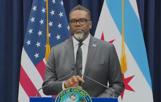Chicago Mayor Backs Ald. Sigcho-Lopez Amid Calls for Resignation Over Rally Controversy