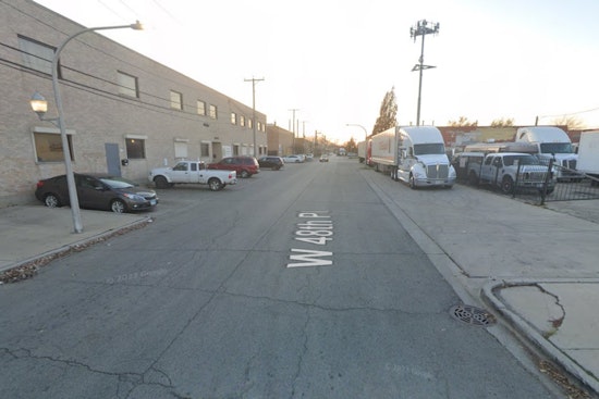 Chicago Police Alert: Armed Robbery Spree Strikes Deering Area with Laser-Pointed Handguns