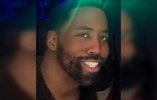 Chicago Police Seek Public's Assistance in Locating Missing Man, Dorian Roberts