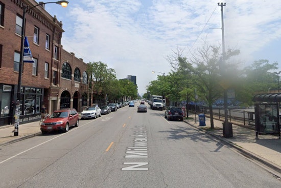 Chicago Police Seek Suspects After Series of Armed Robberies in 14th, 18th Districts