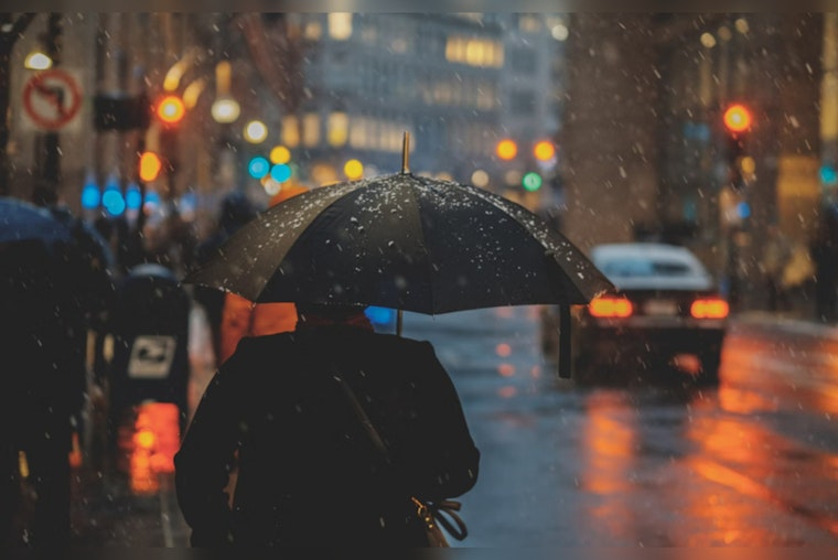 Chilly Mix of Rain and Snow Showers Expected All Week in Portland