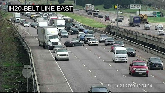 Dallas Commuters Delayed, Multi-Vehicle Crash on I-20 Causes Significant Congestion
