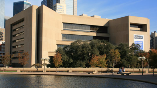 Dallas Public Library Offers Free Prom Attire to Local Students Through Fairy Tale Closet Initiative