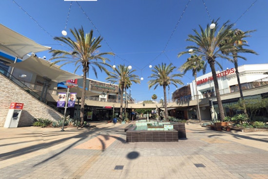 Del Amo Fashion Center in Torrance Enacts Chaperone Rule for Minors After Violent Incidents