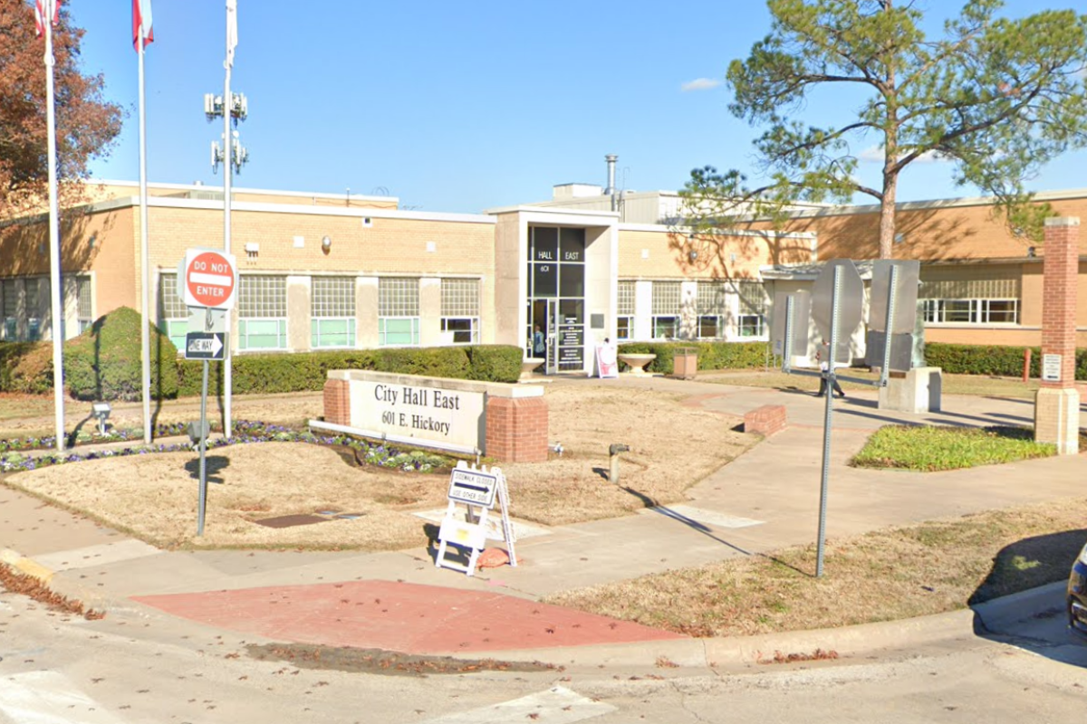 Denton Officer Praised for Compassion, Aids Homeless Woman at Dairy