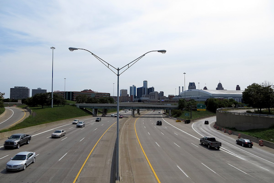 Detroit Explores Reconnecting Downtown and Midtown: $4 Million Study to "Cap" I-75 Underway