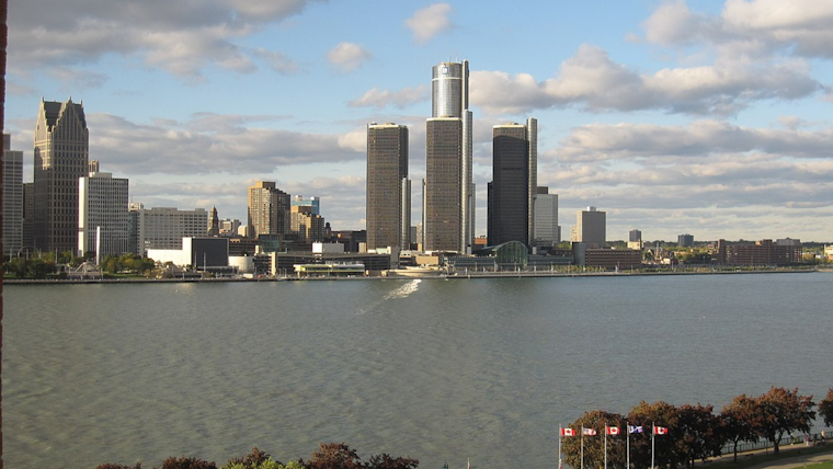 Detroit Welcomes Spring with Sunny Spells and Upcoming Showers, Says National Weather Service