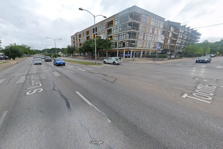 Downtown Austin Traffic Snarled by Two-Vehicle Collision, Non-Life-Threatening Injuries Reported