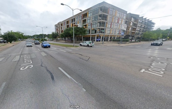 Downtown Austin Traffic Snarled by Two-Vehicle Collision, Non-Life-Threatening Injuries Reported