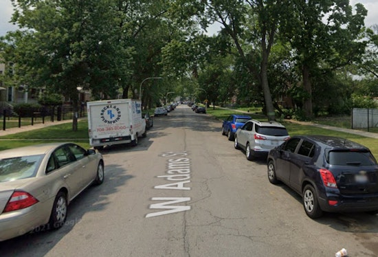 Early Morning Blaze Displaces 11 on Chicago's West Side; No Injuries Reported