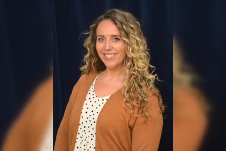 Eden Prairie Hails Social Worker's Impact on 911 Crisis Calls, A Beacon of Community Strength in Hennepin County