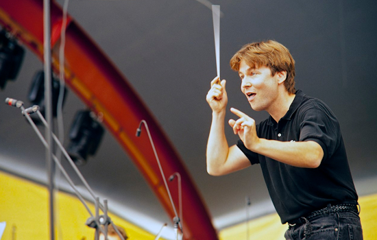 Esa-Pekka Salonen to Take Final Bow with SF Symphony Amid Financial Strains by 2025