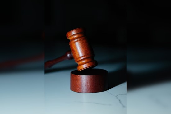 Ex-CBP Officer Pleads Guilty to Smuggling and Drug Bribery in Laredo Shakedown
