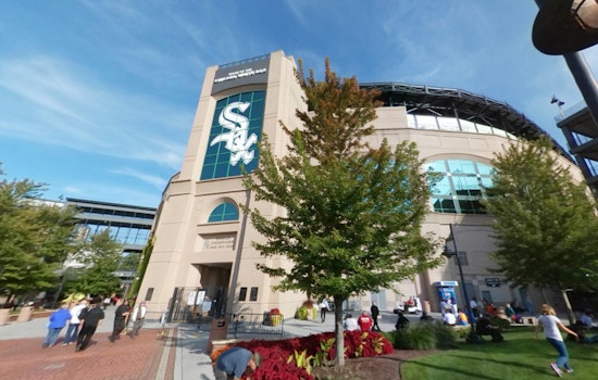 Fans Flock to Guaranteed Rate Field for White Sox Opener Despite Narrow Loss to Tigers