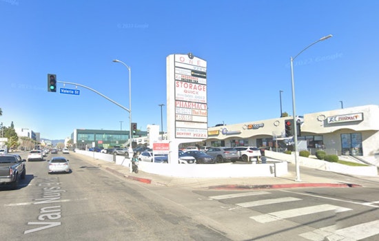 Firefighters in Van Nuys Rapidly Extinguish Intense Commercial Building Blaze; No Injuries Reported