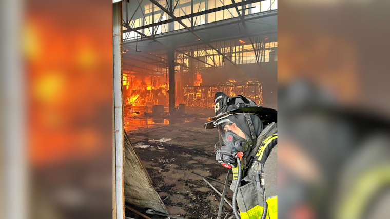 VIDEO: Firefighters Rapidly Extinguish Blaze at Vacant Antioch Warehouse, Cause Under Investigation