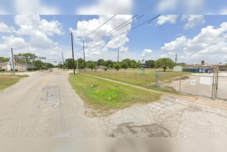 Firefighters Tame Blaze at Vacant Sunnyside School, Houston Authorities Investigate Cause