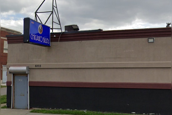 Five Hospitalized Following Shooting Over Parking Spot at Detroit Bar, Suspect at Large